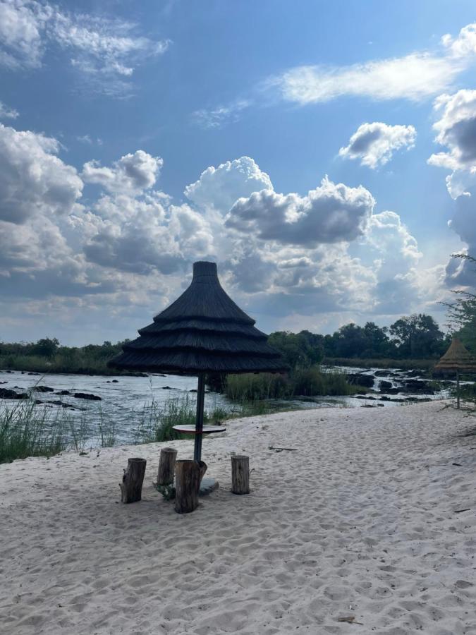 White Sands Lodge Divundu Zewnętrze zdjęcie